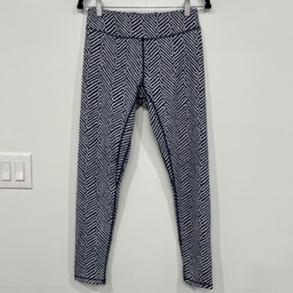 J Mclaughlin Libby Legging Medium NWT $128 Stretch Catalina Blue Bargello Stripe